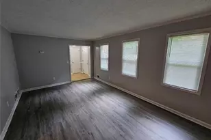 636 Raven Springs Trail, Stone Mountain, GA 30087 - Photo 3