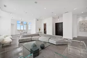 2828 Peachtree Rd NW, Atlanta, GA 30305 - Photo 1