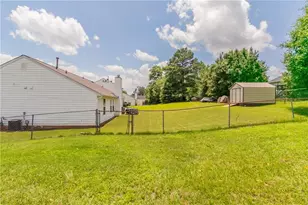 3217 Canterbury Trail, Rex, GA 30273 - Photo 7