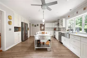 1104 Fox Ln, Woodstock, GA 30188 - Photo 11