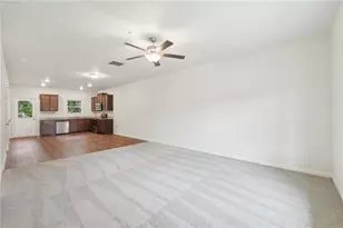 4001 Avalon Rd SW, Atlanta, GA 30331 - Photo 9