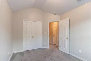 6304 Kendra Ln, Lithonia, GA 30058 - Photo 19