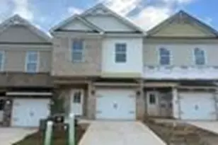 45 Creekside Cmns Dr, Hoschton, GA 30548 - Photo 1