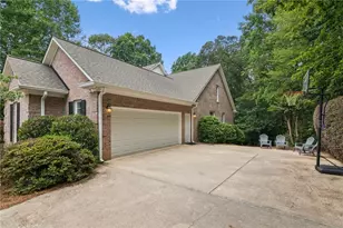 3445 Strawberry Ln, Cumming, GA 30041 - Photo 5