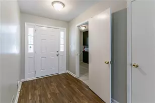 460 E Kildare Ave NW, Atlanta, GA 30318 - Photo 7