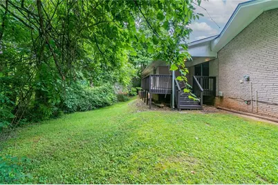 460 E Kildare Avenue NW, Atlanta, GA 30318 - Photo 33