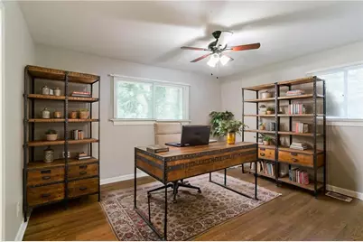 460 E Kildare Avenue NW, Atlanta, GA 30318 - Photo 17