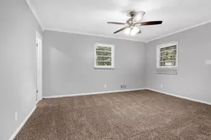 1724 Rhonda Ln, Stone Mountain, GA 30087 - Photo 21