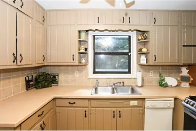 5243 Cloud Street, Stone Mountain, GA 30083 - Photo 11