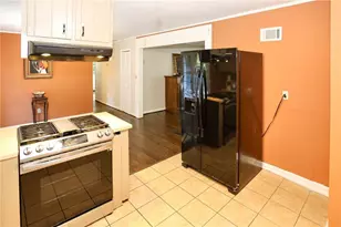 5243 Cloud St, Stone Mountain, GA 30083 - Photo 13