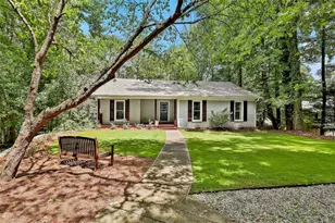 183 Indian Bend Dr, Lagrange, GA 30240 - Photo 1