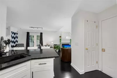 1137 Parkside Club Drive, Lawrenceville, GA 30044 - Photo 7