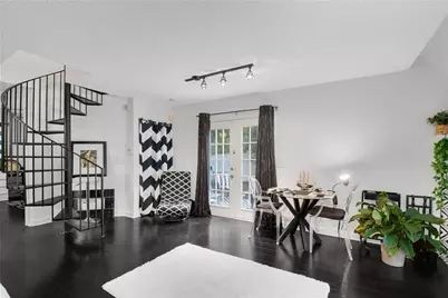 1137 Parkside Club Drive, Lawrenceville, GA 30044 - Photo 3