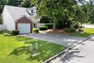 1137 Parkside Club Dr, Lawrenceville, GA 30044 - Photo 33