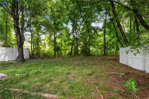 1137 Parkside Club Dr, Lawrenceville, GA 30044 - Photo 25