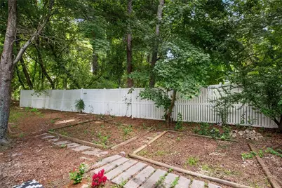 1137 Parkside Club Drive, Lawrenceville, GA 30044 - Photo 23