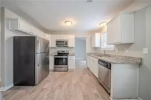 2183 Ramblewood Cir, Decatur, GA 30035 - Photo 7