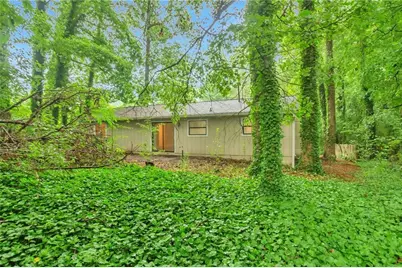 5577 Whittondale Road, Lithonia, GA 30058 - Photo 3