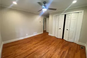 105 Paris Ln, Marietta, GA 30066 - Photo 13