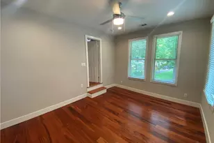 105 Paris Ln, Marietta, GA 30066 - Photo 9