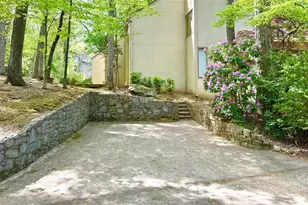 175 River Ct Pkwy, Atlanta, GA 30328 - Photo 23