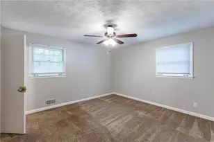 1105 Buckhurst Dr, Atlanta, GA 30349 - Photo 17