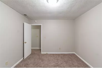 2047 Cliffton Terrace, Snellville, GA 30039 - Photo 17