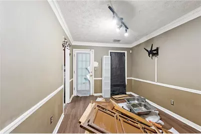 573 Hambrick Square, Stone Mountain, GA 30083 - Photo 5