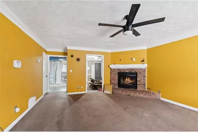 573 Hambrick Square, Stone Mountain, GA 30083 - Photo 3