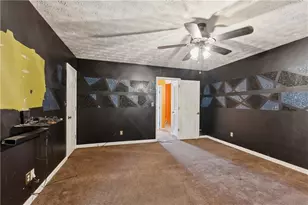 573 Hambrick Square, Stone Mountain, GA 30083 - Photo 9