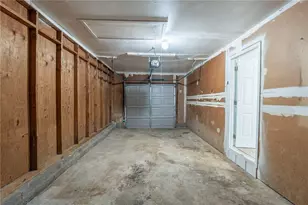 2247 Cherokee Valley Dr, Lithonia, GA 30058 - Photo 29