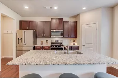 6841 Lancaster Crossing, Flowery Branch, GA 30542 - Photo 13