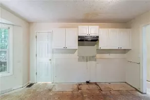 3930 Pine Tree Ln, Gainesville, GA 30501 - Photo 11