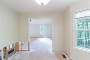 3930 Pine Tree Ln, Gainesville, GA 30501 - Photo 7