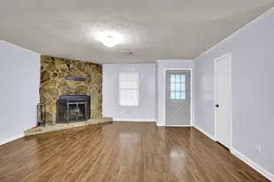 5012 Galbraith Cir, Stone Mountain, GA 30088 - Photo 7