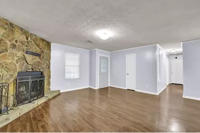 5012 Galbraith Circle, Stone Mountain, GA 30088 - Photo 9