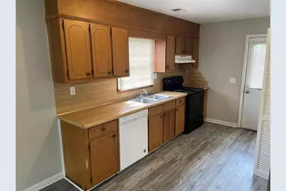 2613 Shore Wood Court NE, Conyers, GA 30013 - Photo 3