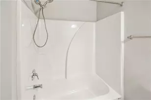 122 W Lexington Ave, Griffin, GA 30223 - Photo 15