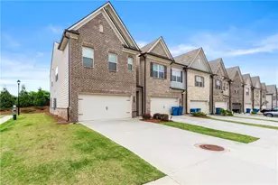 2170 Trelipe Dr, Lawrenceville, GA 30044 - Photo 3