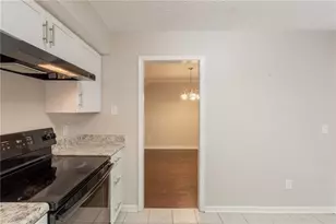 1282 Shiloh Trail E, Kennesaw, GA 30144 - Photo 15