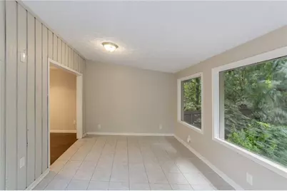 1282 Shiloh Trail E, Kennesaw, GA 30144 - Photo 11