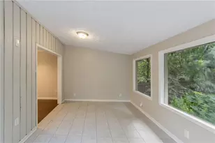 1282 Shiloh Trail E, Kennesaw, GA 30144 - Photo 11