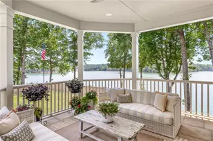 218 Lake Pointe Dr, Gainesville, GA 30506 - Photo 9