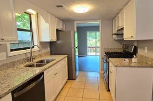 1020 Dassow Ct, Alpharetta, GA 30009 - Photo 5