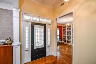 1173 St Charles Pl, Gainesville, GA 30501 - Photo 9