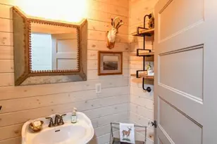 1173 St Charles Pl, Gainesville, GA 30501 - Photo 49