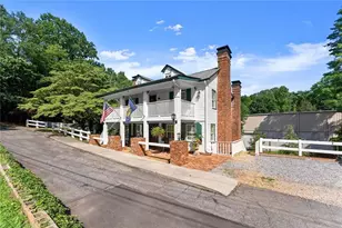 168 W Main St, Dahlonega, GA 30533 - Photo 9