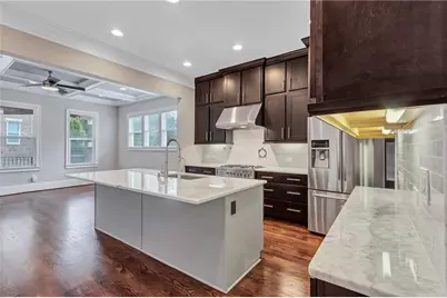 326 Brownstones Circle NE, Atlanta, GA 30312 - Photo 17