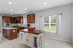 1613 Brolington Ct, Conyers, GA 30013 - Photo 7