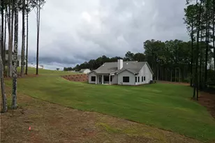 1038 Red Oak Ln, Loganville, GA 30052 - Photo 3